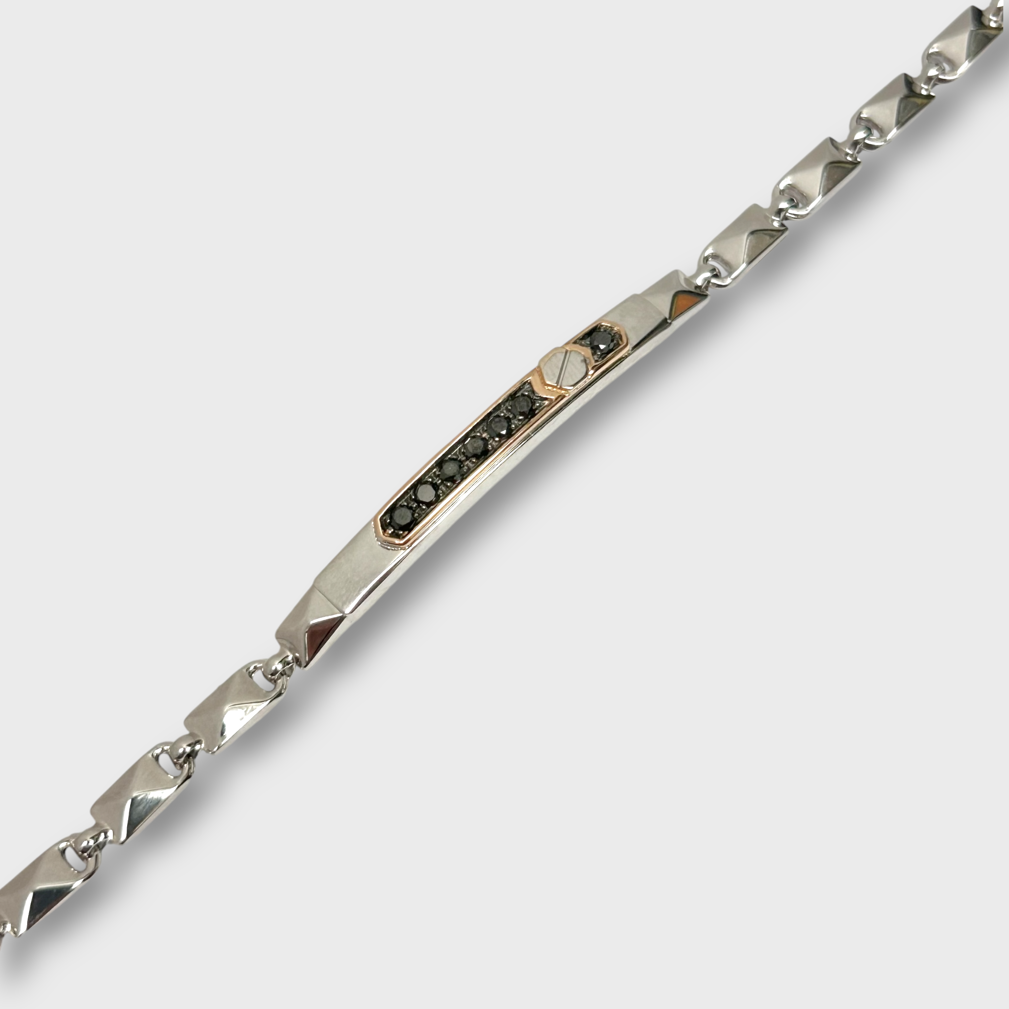 Esclava 18K y Diamantes EB909BR