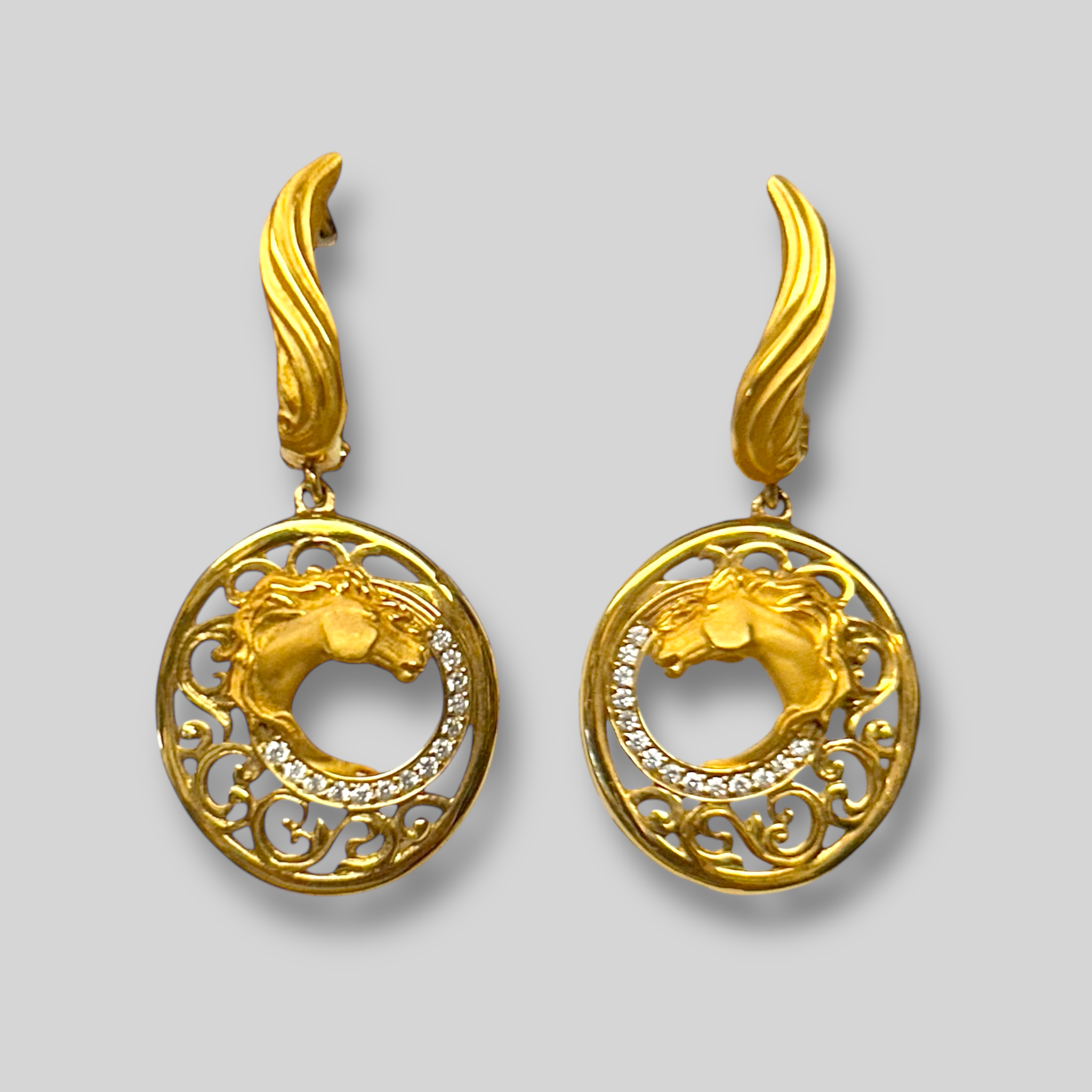 Aretes Caballos 18K y Diamantes DA1340501010