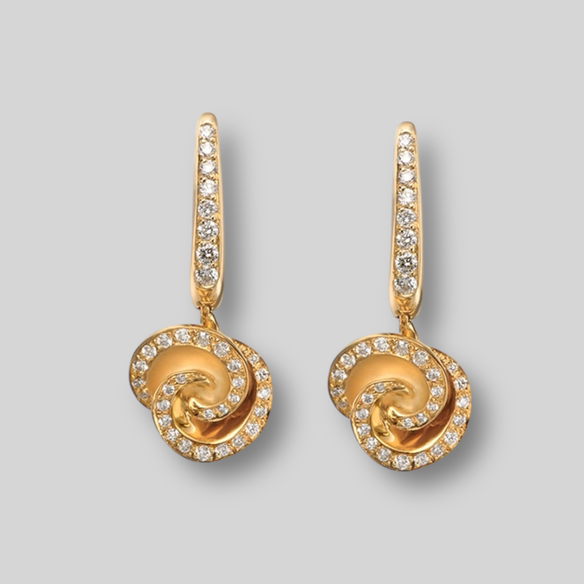 Aretes Danza 18K y Diamantes DA12519010101