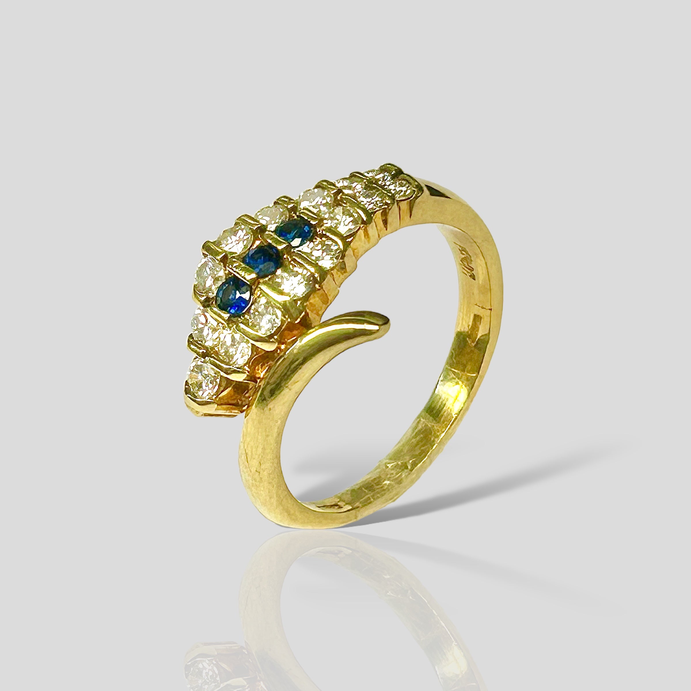 Anillo 18K, Zafiro y Diamantes DA-AN01