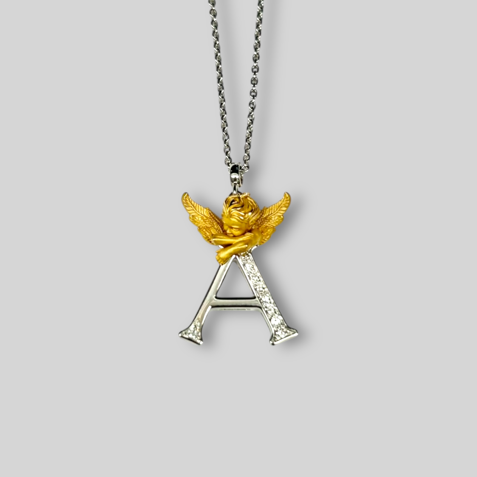 Collar Inicial A en 18K y Diamantes Mod:0058.3