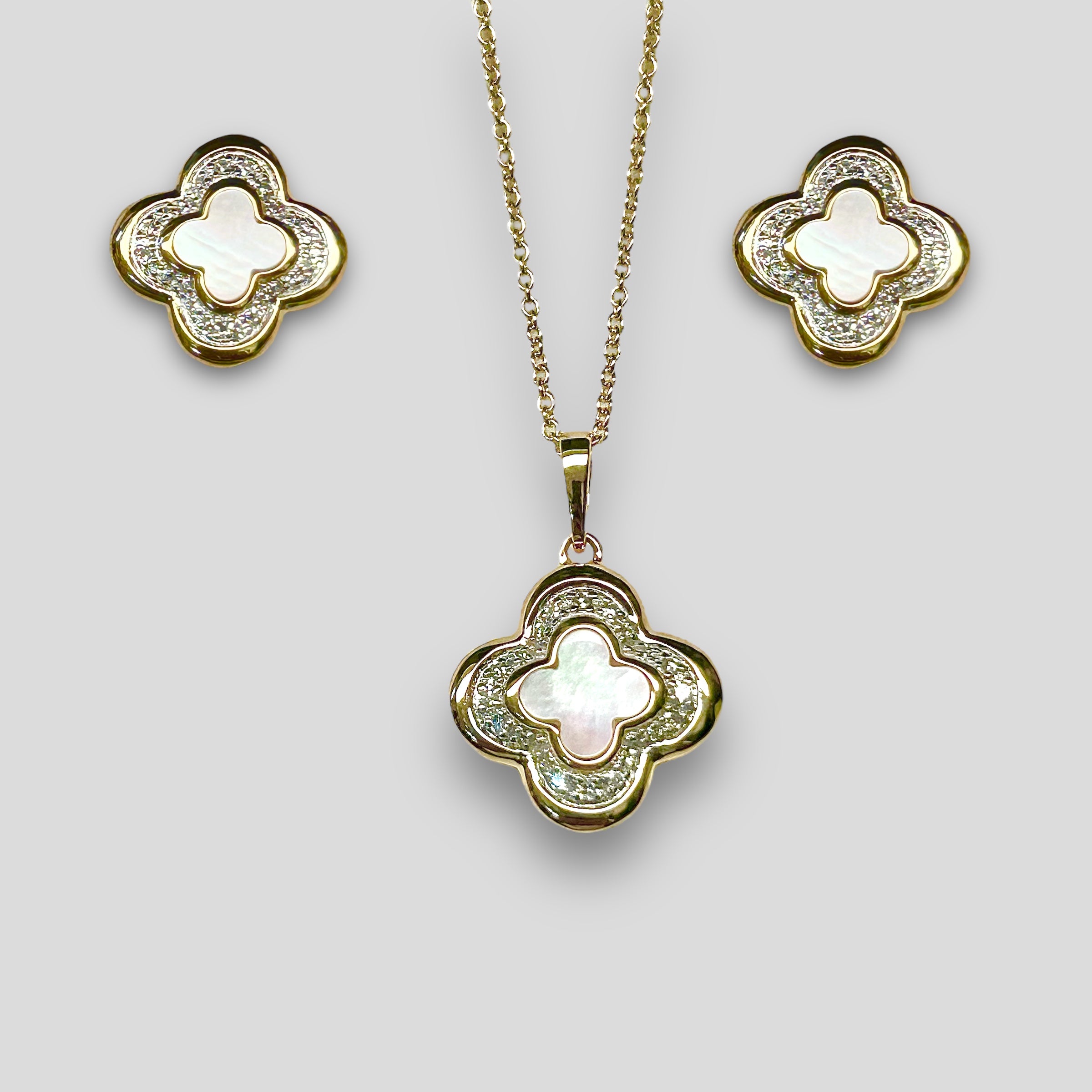 Juego 14K y brillantes          Ref: ASP02